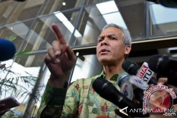 Di KPK, Ganjar Ditanya Proses Anggaran KTP Elektronik
