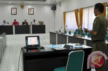 Para Peserta Lelang Jabatan Barut Ikuti Tes Makalah