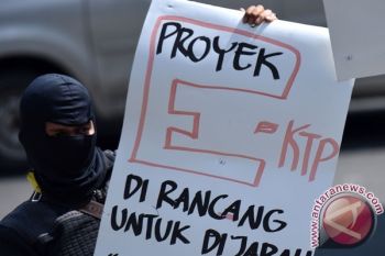 Teguh Juwarno dan Taufik Diperiksa KPK Terkait Korupsi KTP-e