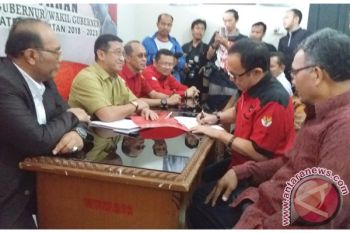 Mantan Wali Kota ambil formulir cagub Sumsel