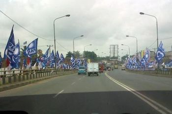 Warga Dukung Penertiban Alat Peraga Kampanye 
