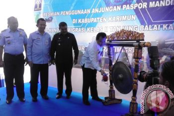 Imigrasi Karimun Luncurkan Anjungan Paspor Mandiri