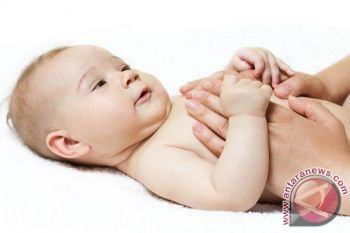 Perlukah Bayi Dipijat?