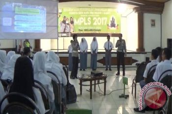 Mantap! Hapus Perpeloncoan, Masa Pengenalan Lingkungan Sekolah Diisi Pendidikan Karakter