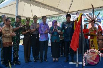 Bupati Nadalsyah Canangkan Kampung KB Tingkatkan Taraf Hidup Masyarakat Barut