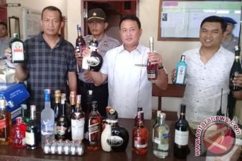 Polres Kotim Berhasil Bongkar Penjualan Minuman Keras Online