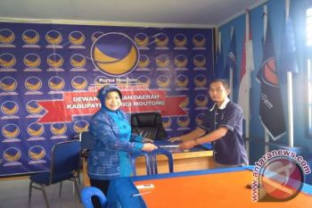 Tiga  Belas Orang Mendaftar Ke Nasdem Parigi Moutong