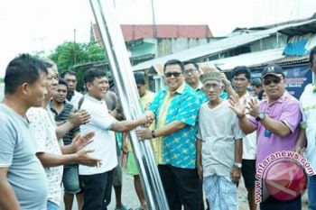 Antam-Pemkag Kolaka Gelar Bedah Rumah