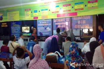 Blangko Kosong, Pemohon Terima SIM Sementara 