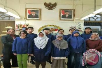Siswa Sekolah Indonesia Kuala Lumpur ke Brisbane