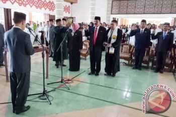 Bersihkan Pungli di Instansi, Instruksi Bupati Kapuas Saat Lantik 8 Pejabat Baru