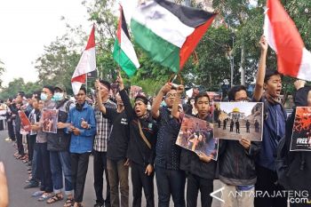 Mahasiswa Solo Gelar Aksi Solidaritas untuk Masjid Al-Aqsha
