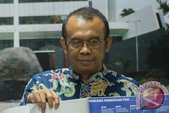 Kemenpora Serahkan Bonus All England Rp250 Juta