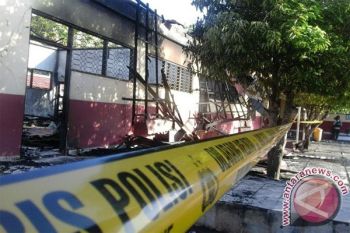 Pembangunan 7 sekolah dasar yang dibakar ditarget selesai Juni