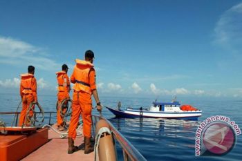 Basarnas Selamatkan Kapal Mati Mesin Perairan Wakatobi 