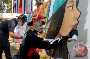 KONTES SENI MURAL