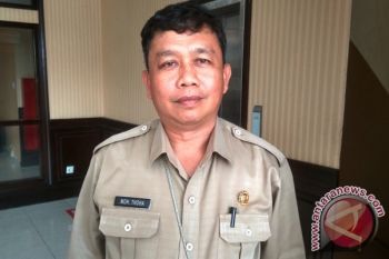 Disporapar Mimika bangun MCK bagi wisatawan