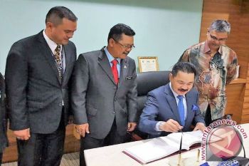Dubes Rusdi Kirana bakal beli produk TKI