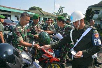 Kendaraan Dinas-Pribadi Prajurit Makorem 071/Wijayakusuma Diperiksa Mendadak