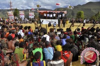 Lembaga adat Papua ingin dialog dengan Kapolri Tito
