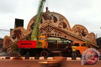 Tugu batas Kota Yogyakarta dibongkar