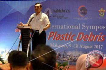 Menko Maritim Ajak Unhas Kelolah Sampah Laut 