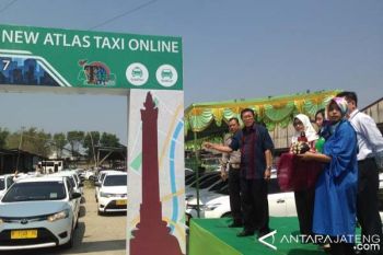 New Atlas Taksi Luncurkan Penggunaan Aplikasi Grap