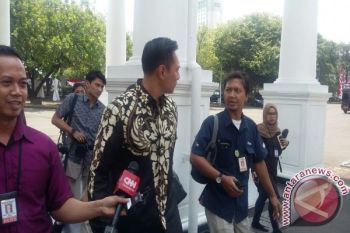 Agus Yudhoyono temui Presiden Jokowi di Istana Antar Undangan 