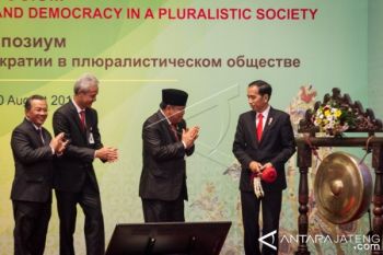 PRESIDEN BUKA AACC