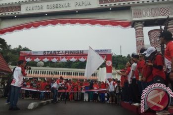 4.500 peserta ramaikan jalan sehat BUMN di Jayapura 