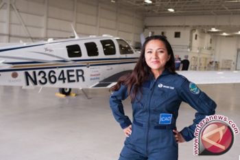 Perempuan pilot keturunan Afghanistan terbang menuju Bali