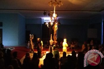 Teater Keliling Berikan Semangat Perjuangan Mahasiswa Lampung  
