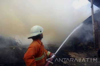 Kebakaran Gudang Tebu