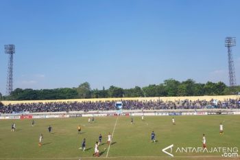 Sesama Suporter PSIS Terlibat Kerusuhan