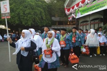 Keberangkatan Calhaj Kudus ke Donohudan Gratis 