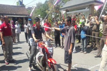 Polisi Rekonstruksi Penganiayaan Oleh Suporter PSS Sleman