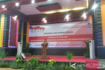 Menkeu Berharap Desa Tiru Ponggok 