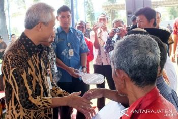 Ganjar Berharap Petani Hasilkan Tembakau Berkualitas
