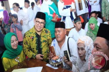 PKB Mantu, Muhaimin Iskandar Menjadi Saksi Nikah Massal