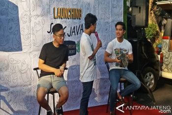 Putra Bungsu Jokowi Tes Pasar Kaos "Kecebong"
