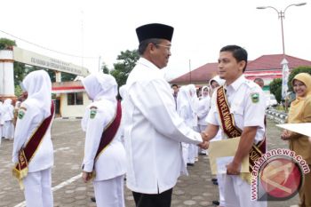 Bupati Solok Apresiasi Kinerja Pegawai RSUD Arosuka
