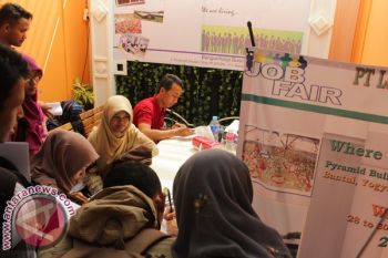 Bupati harapkan "job fair" kurangi jumlah pengangguran
