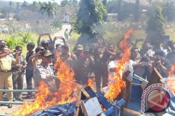 PSDKP Kupang Apresiasi Pemusnahan Kapal Pengebom Ikan 