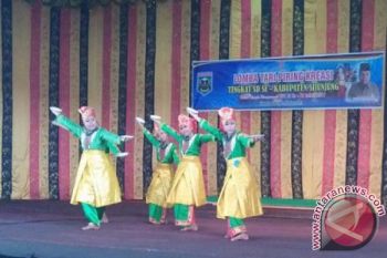 Disdikbud Sijunjung Gelar Lomba Tari Piring Kreasi