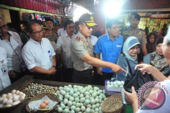 Kapolda sidak sembako di Pasar Lemabang Palembang