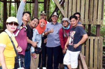 Telkomsel Jembatani Ekonomi-Wisata Pulau Cawan