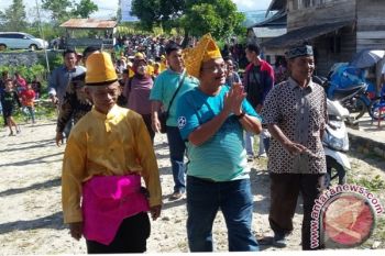 Warga Parigi gelar Nompaura jelang kunjugan Presiden Jokowi