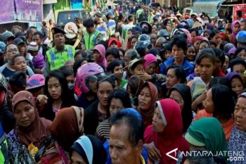 ANTRE PEMBAGIAN DAGING KURBAN