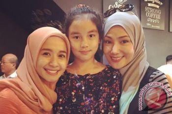Mantan istri ucapkan selamat pada Laudya Cynthia Bella &amp; Engku Emran