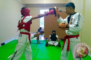 Delapan Atlet Tarung Drajat Kepri Lolos POPNAS